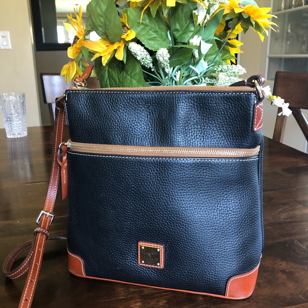 Great crossbody!